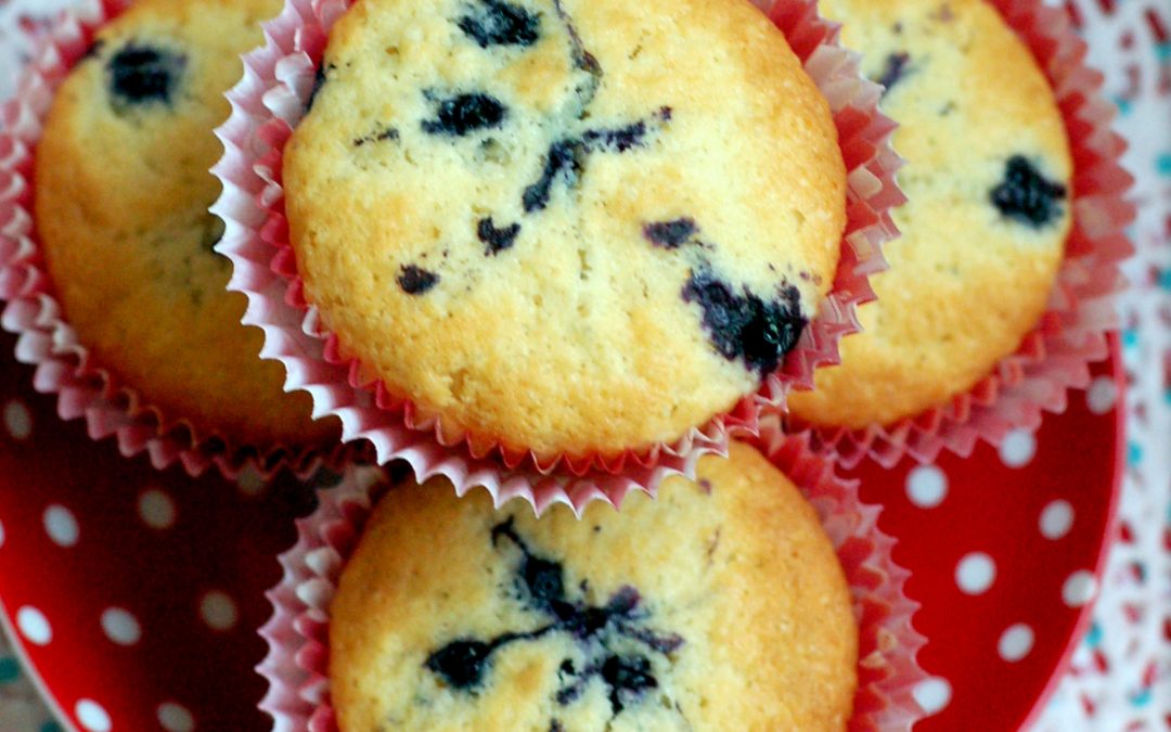 Blåbärsmuffins med vit choklad