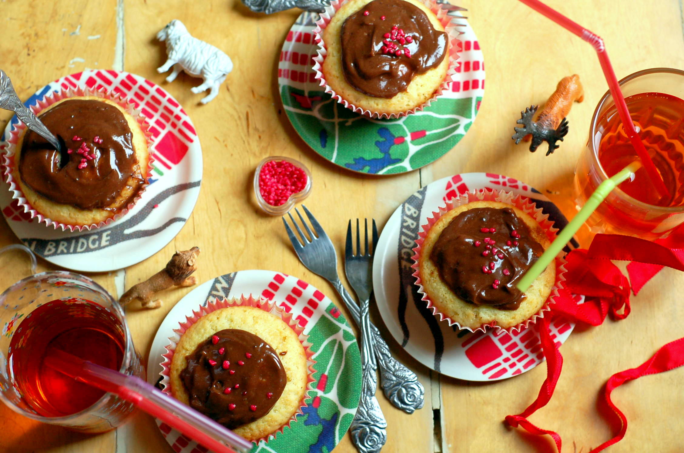 Raspberry fudge cupcakes