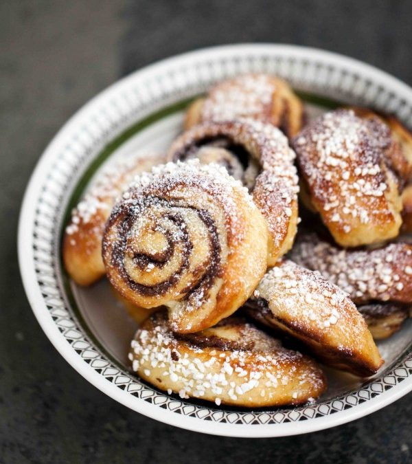 Bullar med hemgjord nötkräm
