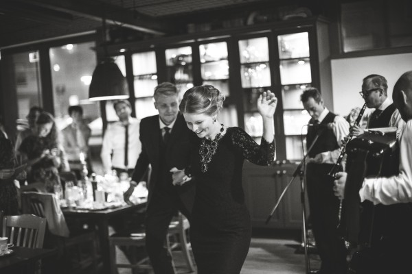 Svart brudklänning, italienskt bröllop